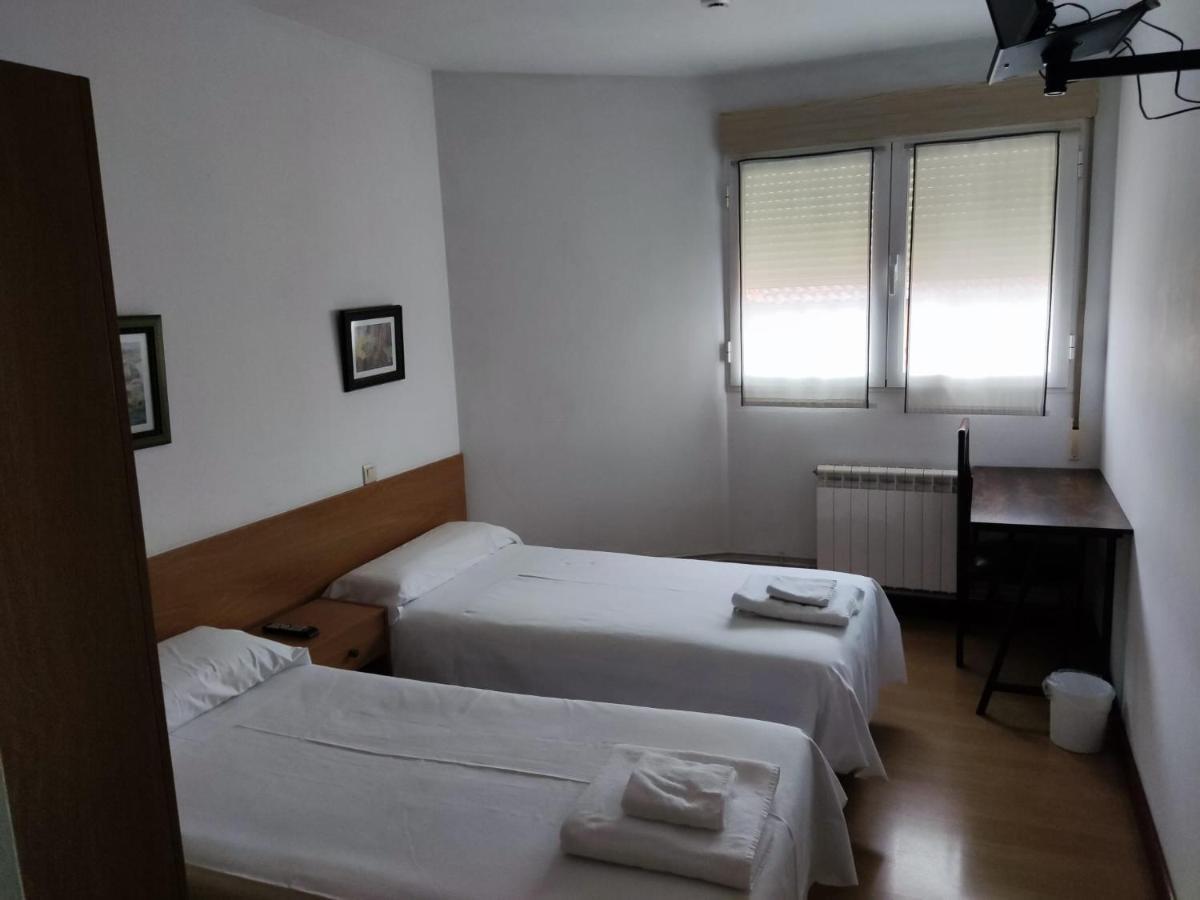 Pension Las Matillas Миранда де Эбро Экстерьер фото