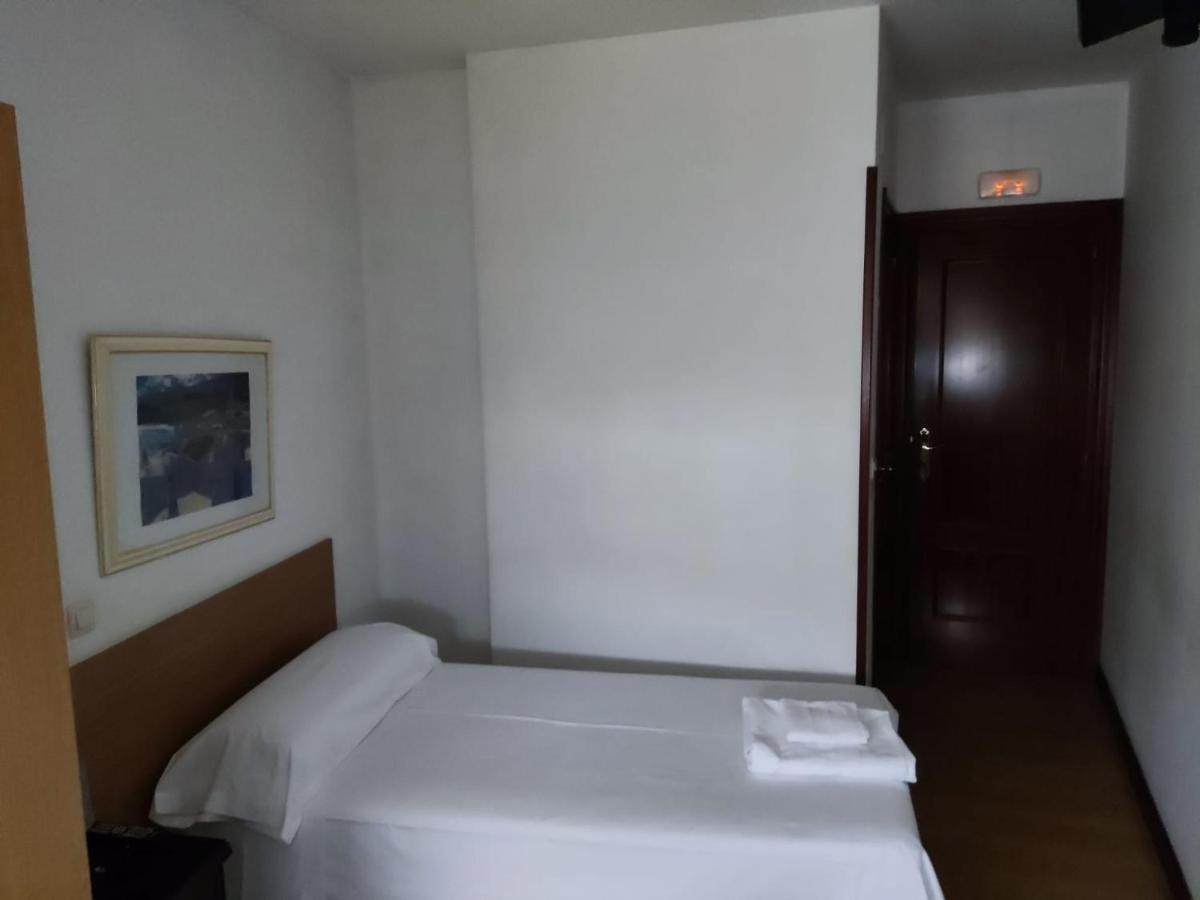 Pension Las Matillas Миранда де Эбро Экстерьер фото