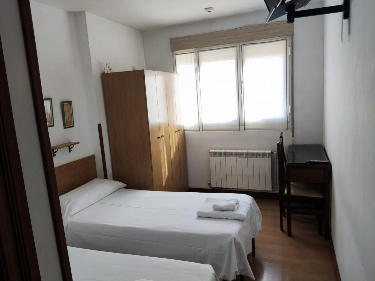 Pension Las Matillas Миранда де Эбро Экстерьер фото